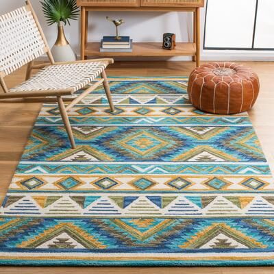 SAFAVIEH Handmade Aspen Gunlaug Rustic Boho Wool Rug