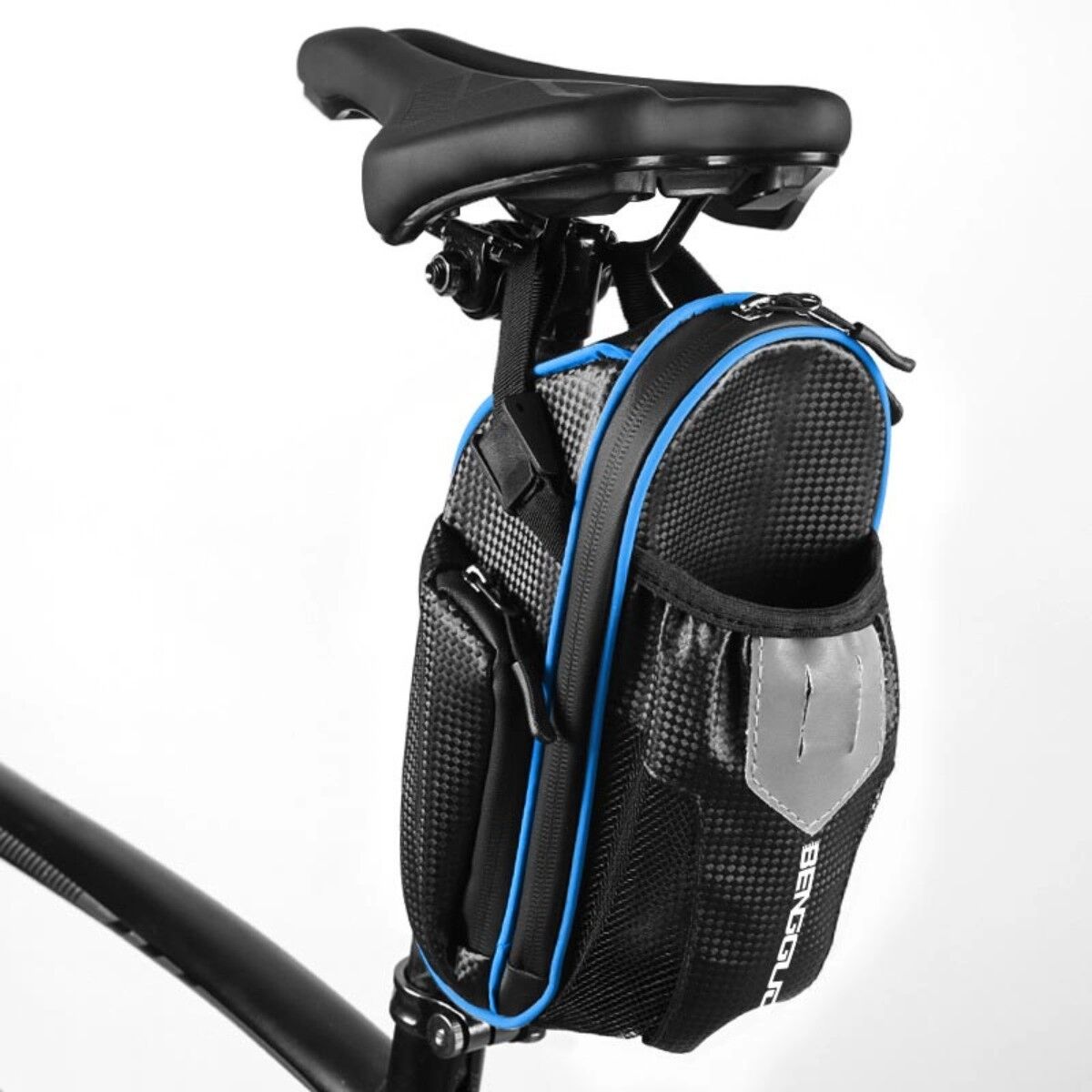 INF Sacoche de selle porte-bidon texture carbone - Tissu Oxford étanche, convient pour 610ml, montage feu arrière, accès d'une Noir + Bleu