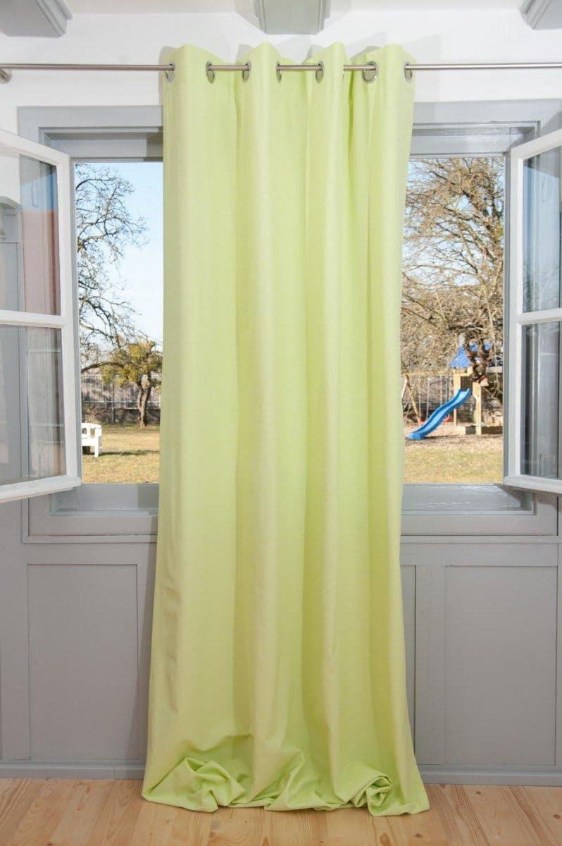Ondoorzichtig groen gordijn met ogen voor jouw interieur - 140 x 250 cm