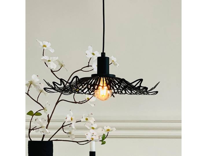 Suspension Flora Small Noir mat - DybergLarsen Dyberg Larsen - Salon / séjour - Design - Métal - À ampoule unique