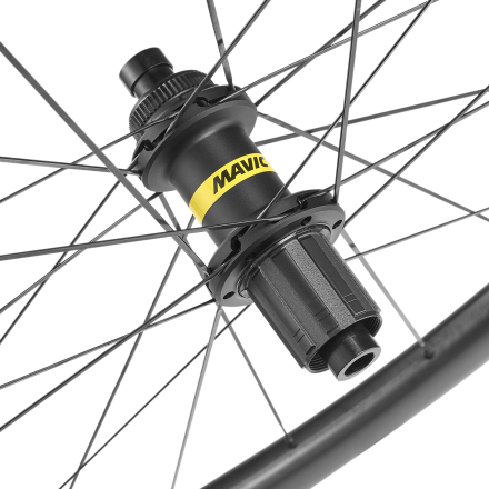 MAVIC Ruote  COSMIC SL 32 disk CL UST in carbonio 21 mm 1495 gr 2026