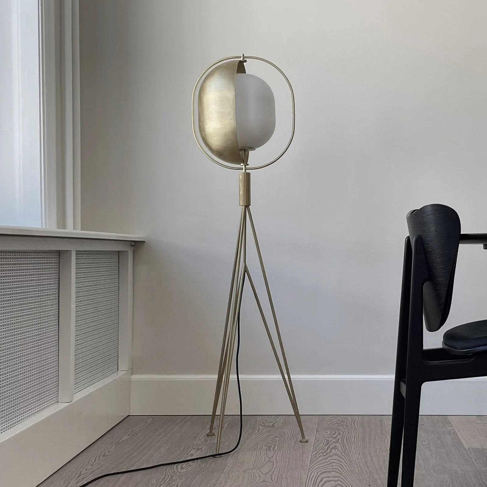101 Copenhagen Pearl vloerlamp, messing, Hoogte: 140 cm