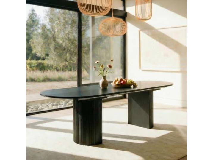 IDIMEX Esstisch EMEZA 180-240 x 90 mit ausziehbarer Tischplatte, Schwarz - Ovaler Esszimmertisch mit robusten Standfüßen in Lamellenoptik, großer Küchentisch mit Stabiler MDF Tischplatte.