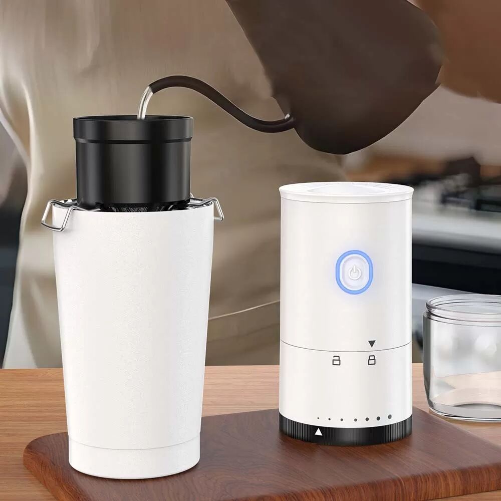 INF Tragbare elektrische Kaffeemühle mit einstellbaren Mahlgradeinstellungen, Keramikmahlwerk und einfacher Reinigung Weiß