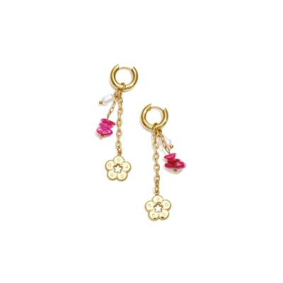 Paar Creolen ADELIA´S "LIVAYA Ohrringe Creolen mit Blumenanhängern aus Edelstahl", Damen, Gr. Damen, Edelstahl, rosa (goldfarben), Ohrringe, Trendig mit Kettenanhängern, Blüten und Muschelelementen