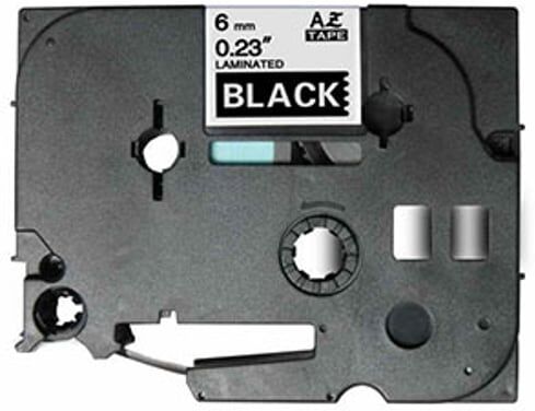 Q-Nomic TZe-315 cinta 6mm texto blanco sobre negro (8M)