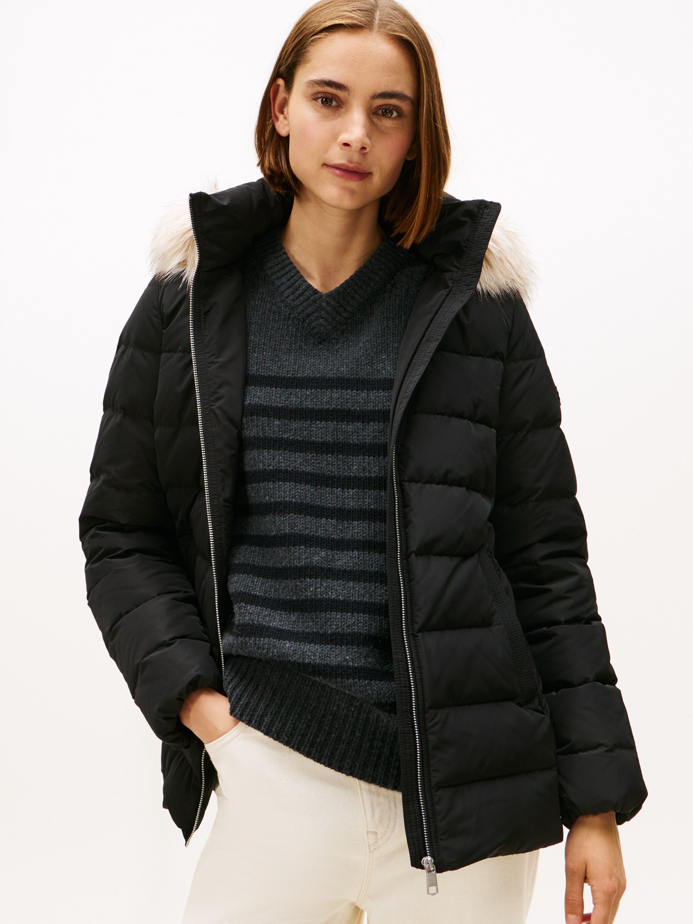 Steppjacke TOMMY HILFIGER "MW DOWN SLIM JACKET WITH FUR", Damen, Gr. XL (42), schwarz, Web, Obermaterial: 100% Polyester, unifarben, slim fit, Jacken Steppjacke, mit Fellimitat