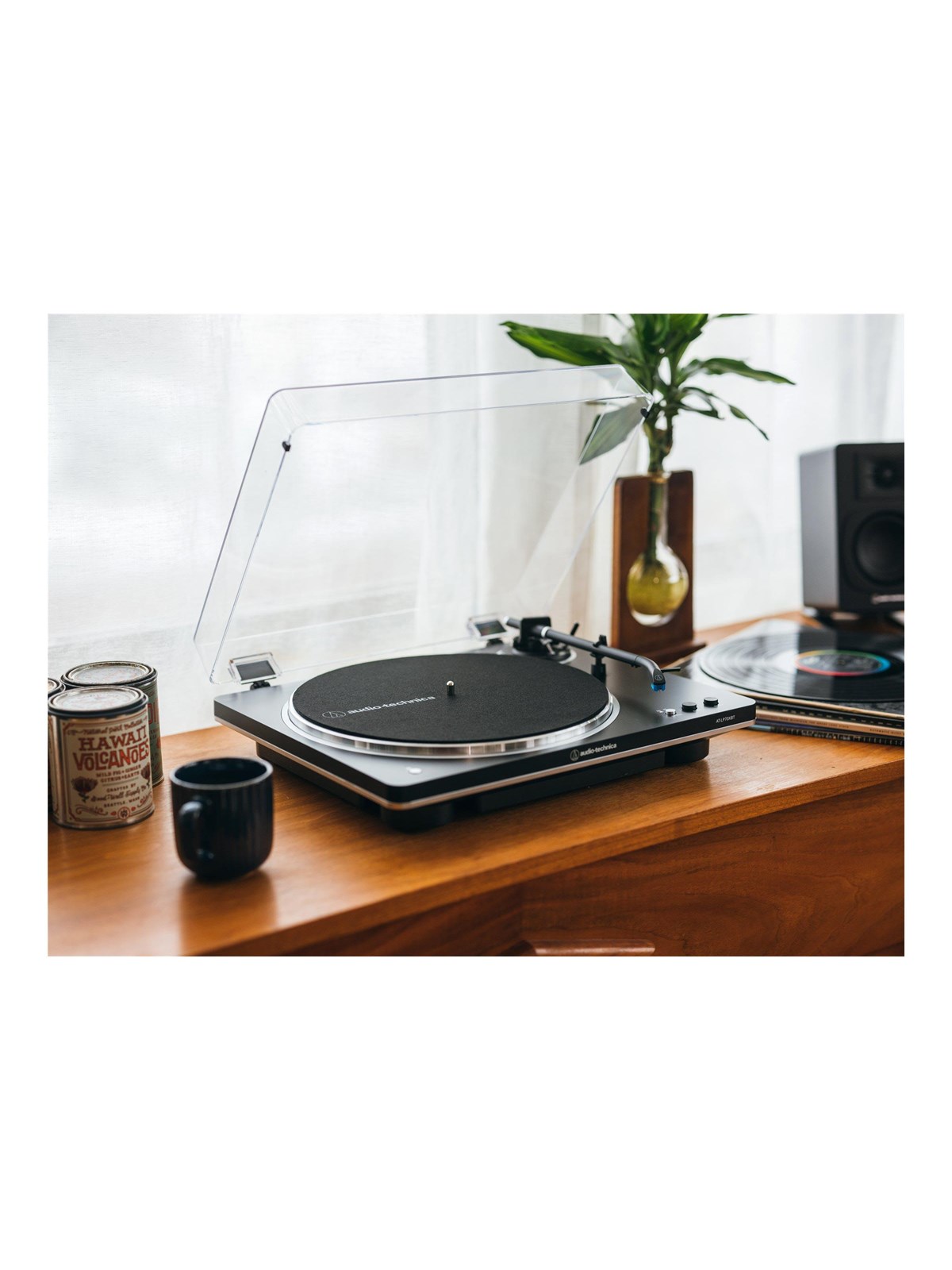 Audio-Technica AT-LP70XBT - Fully Automatic Belt-Drive - Bluetooth - Black - Plattenspieler