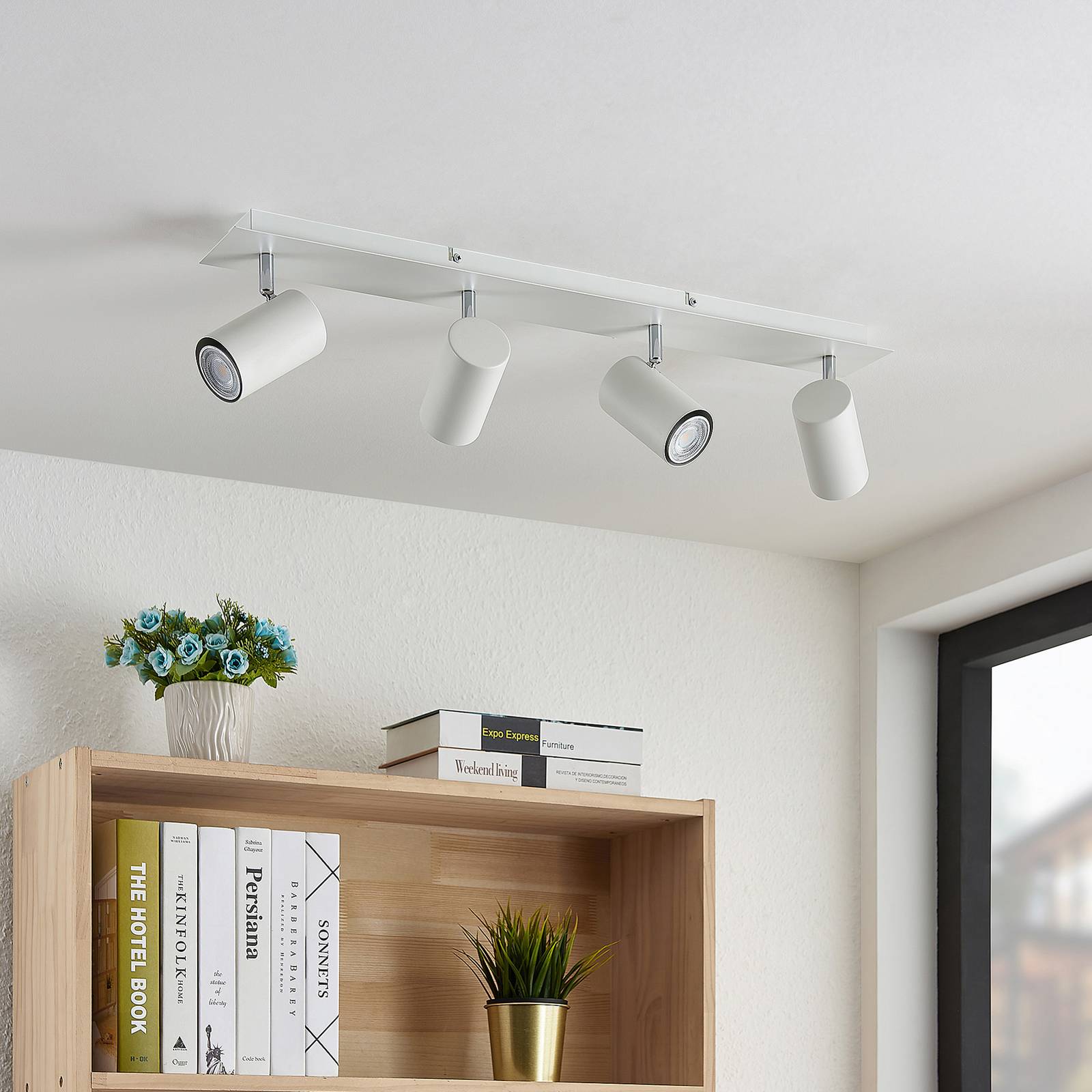 Lindby Deckenstrahler Joffrey, 70 cm, weiß, 4-flg., GU10 Joffrey Lindby, dimmbar, weiß / opal, für Wohn- / Esszimmer, Metall, Modern