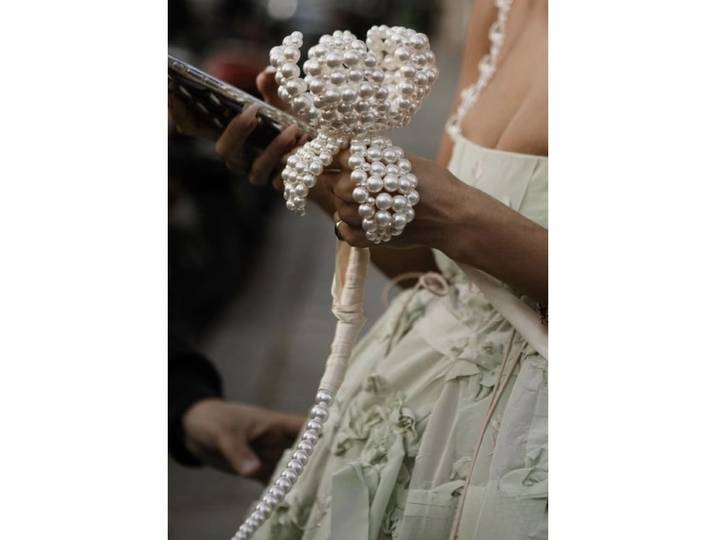 Robe de mariée, bouquet de mariage, torsadé à la main, fournitures de bouquet de fleurs de tournesol