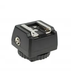JJC Blitzadapter für Standard-ISO-Aufsteckblitz an Sync-Anschluss