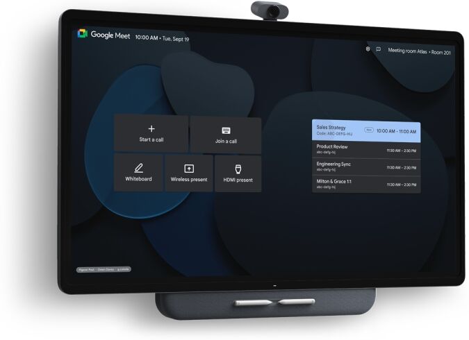 Avocor Google Meet One Board 65'' Écran tactile tout-en-un avec caméra ePTZ, micro haute qualité et outils dédiés au travail collaboratif.