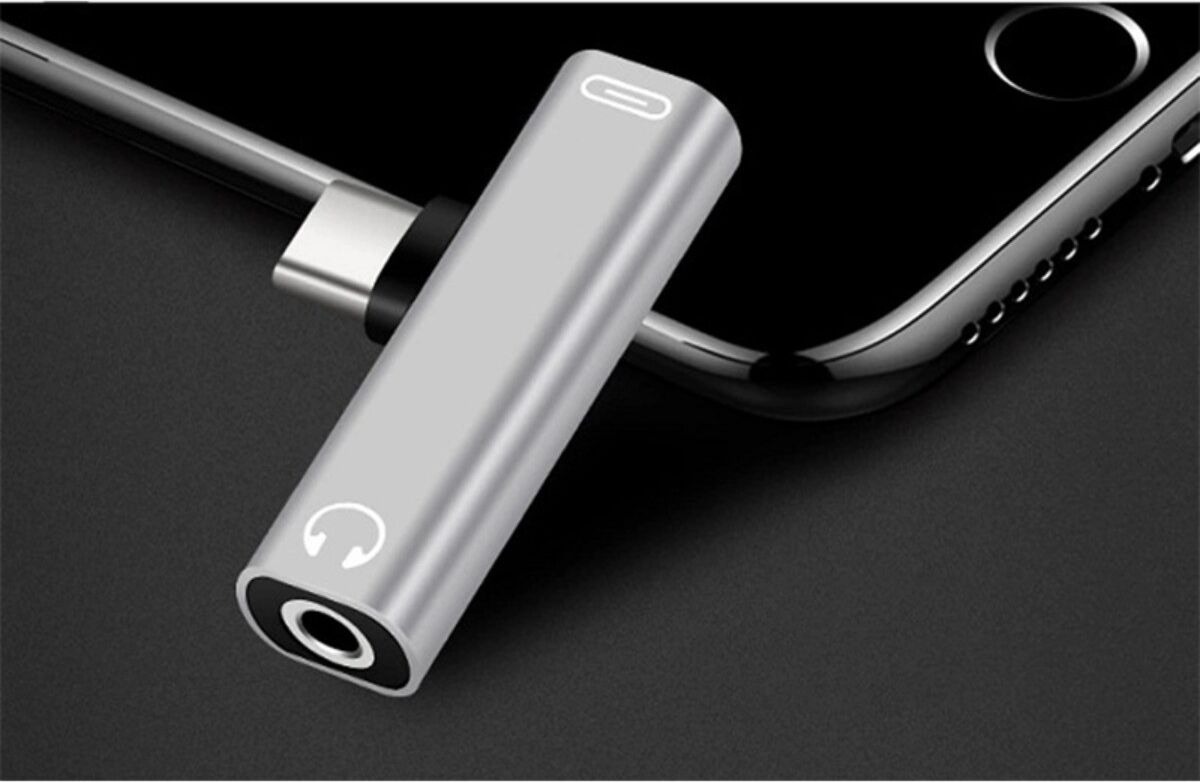INF 2er-Pack Type-C auf 3.5mm Lade- und Audio-Adapter – Silber ABS + Aluminiumlegierung, gleichzeitiges Laden und Audio,