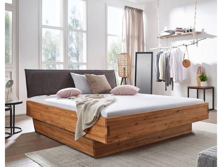 Doppelbett mit Schubkästen 'Amelie' 200x200cm Wildeiche massiv
