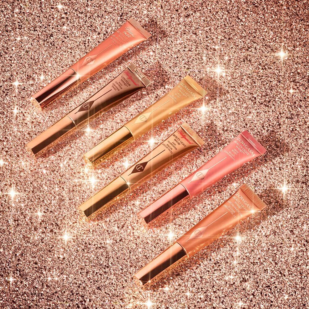 The Beauty Light Wand Kit - Must-have Cheek Kit Charlotte Tilbury 5248 The Beauty Light Wand Kit Size: