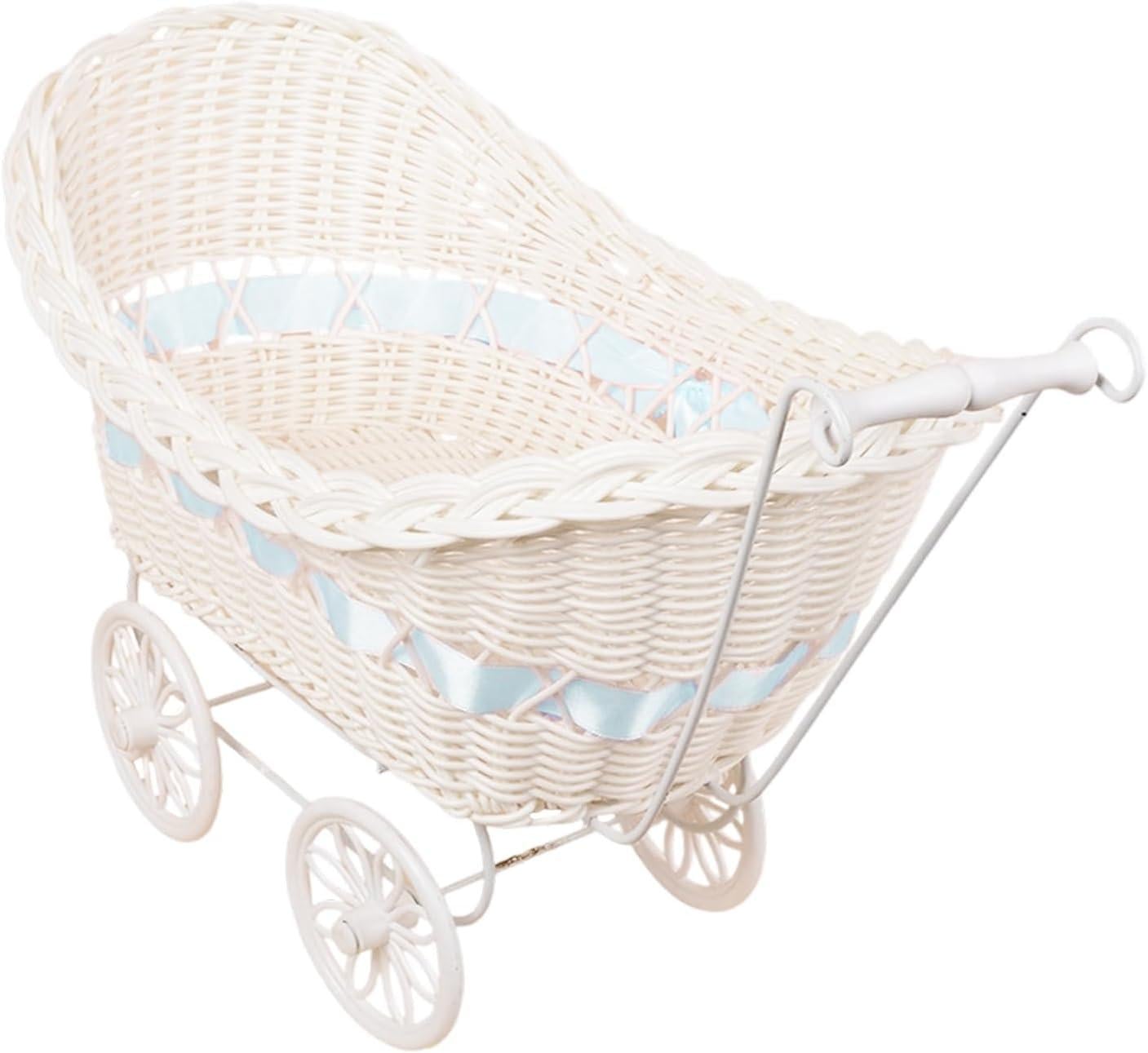Rustieke gebreide decoratie voor kinderwagen met opbergbakken en containers