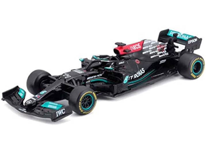 Bburago B18-38058B 1:43 F1 Mercedes AMG W12 E-Performance met helmBOTTAS, diverse designs en kleuren