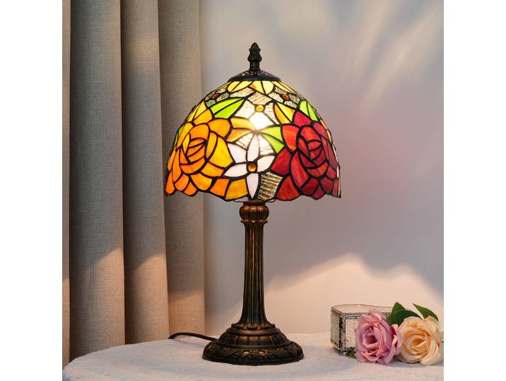 Lampe de table en verre teinté avec des roses en fleurs, lampe de chevet pour salon, chambre à coucher, bureau à domicile, lampe de lecture