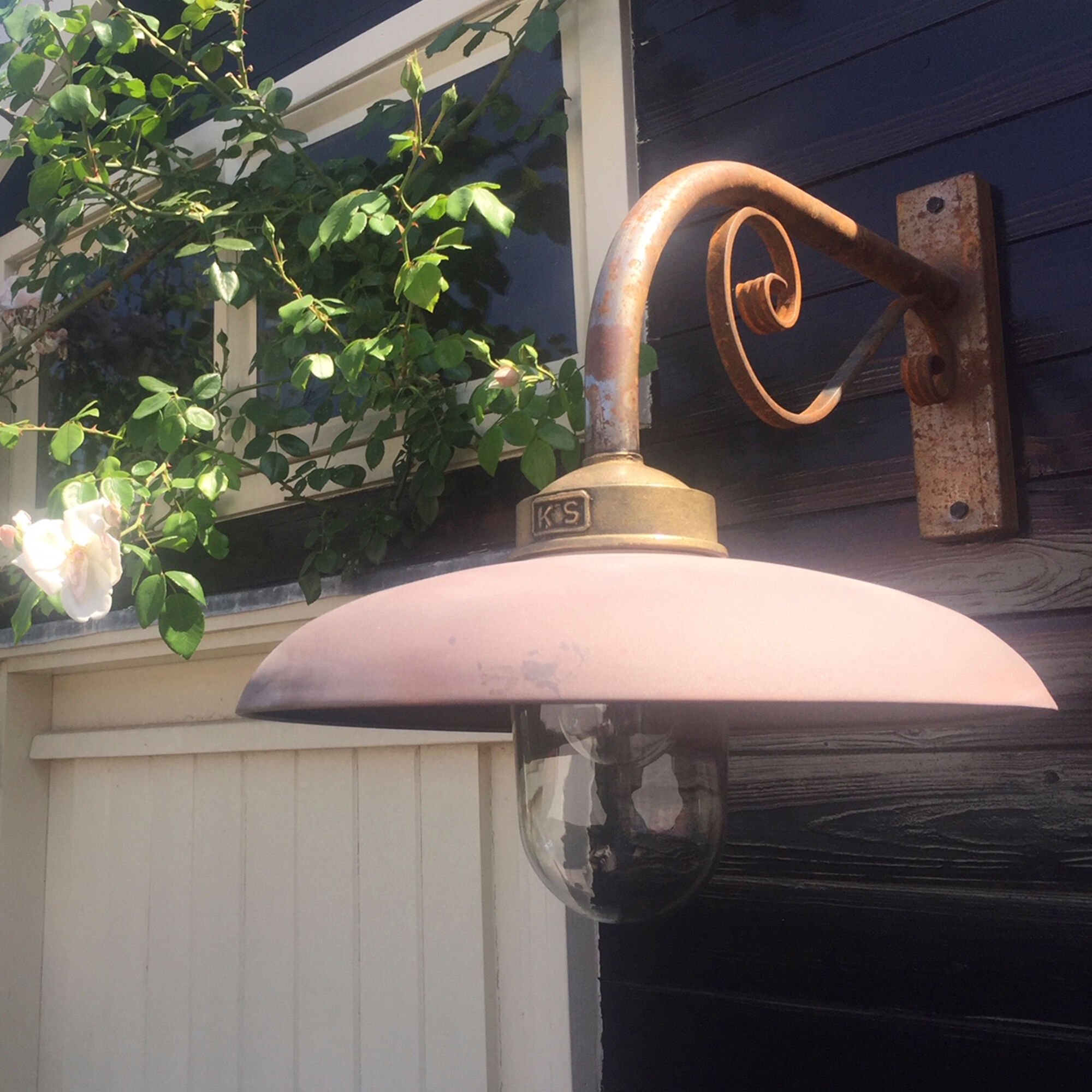 KS Verlichting St. Laurens Stallamp met Smart WIFI LED