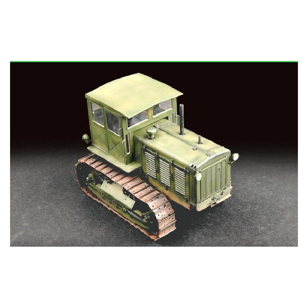 Trumpeter Russian ChTZ S-65 Tractor with Cab (07111)