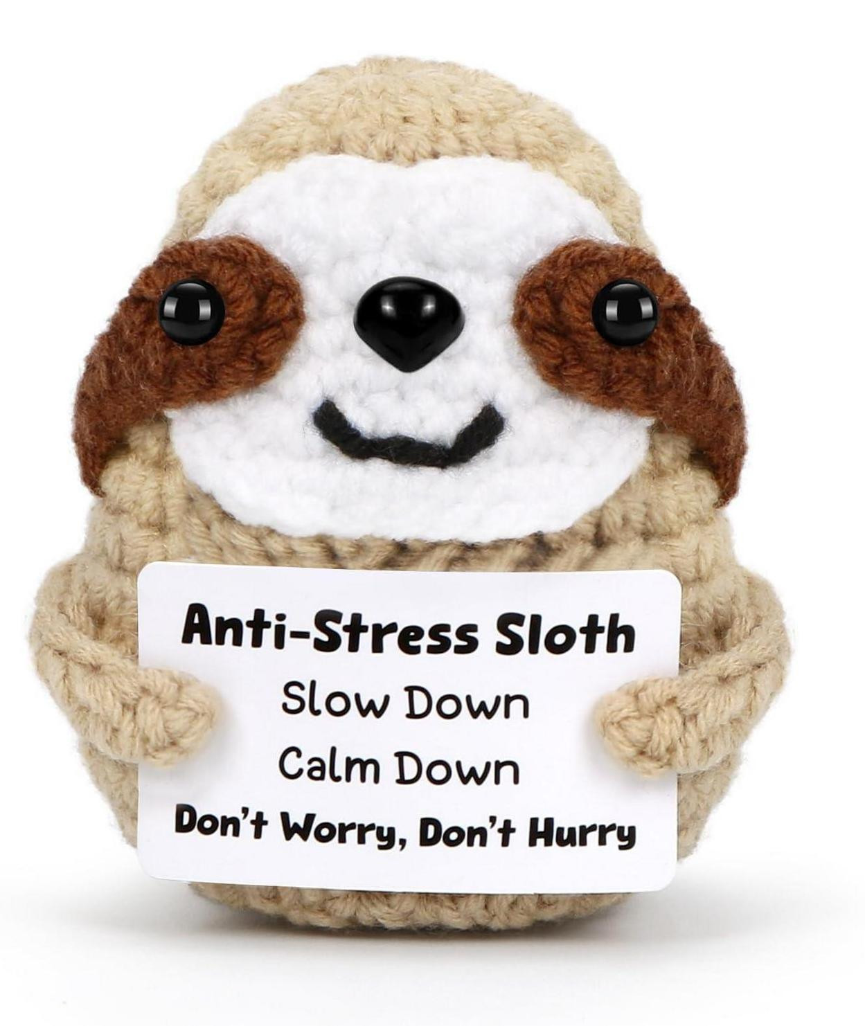 HUKUMA Gehaakte knuffel luiaard grijs met anti-stress kaart