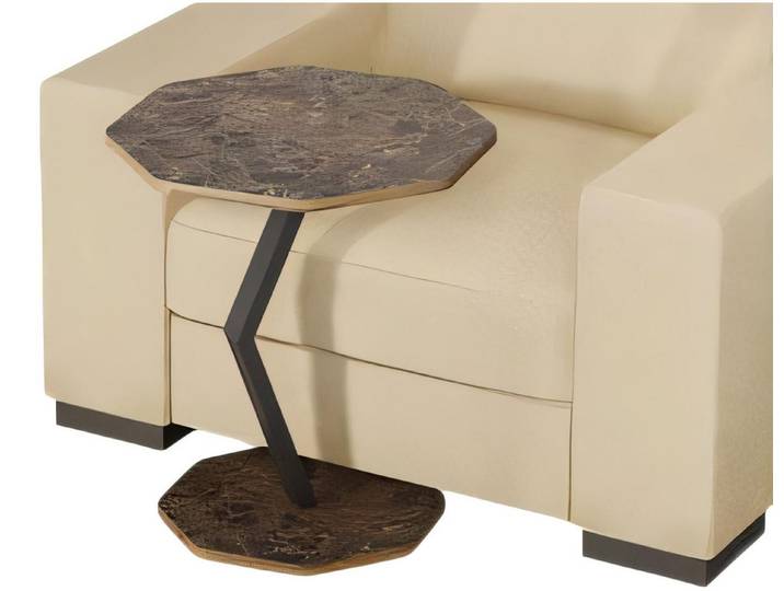 JVmoebel Beistelltisch Eleganter Holzbeistelltisch in warmem Braun für modernes Wohnen (1-St), Made in Europe