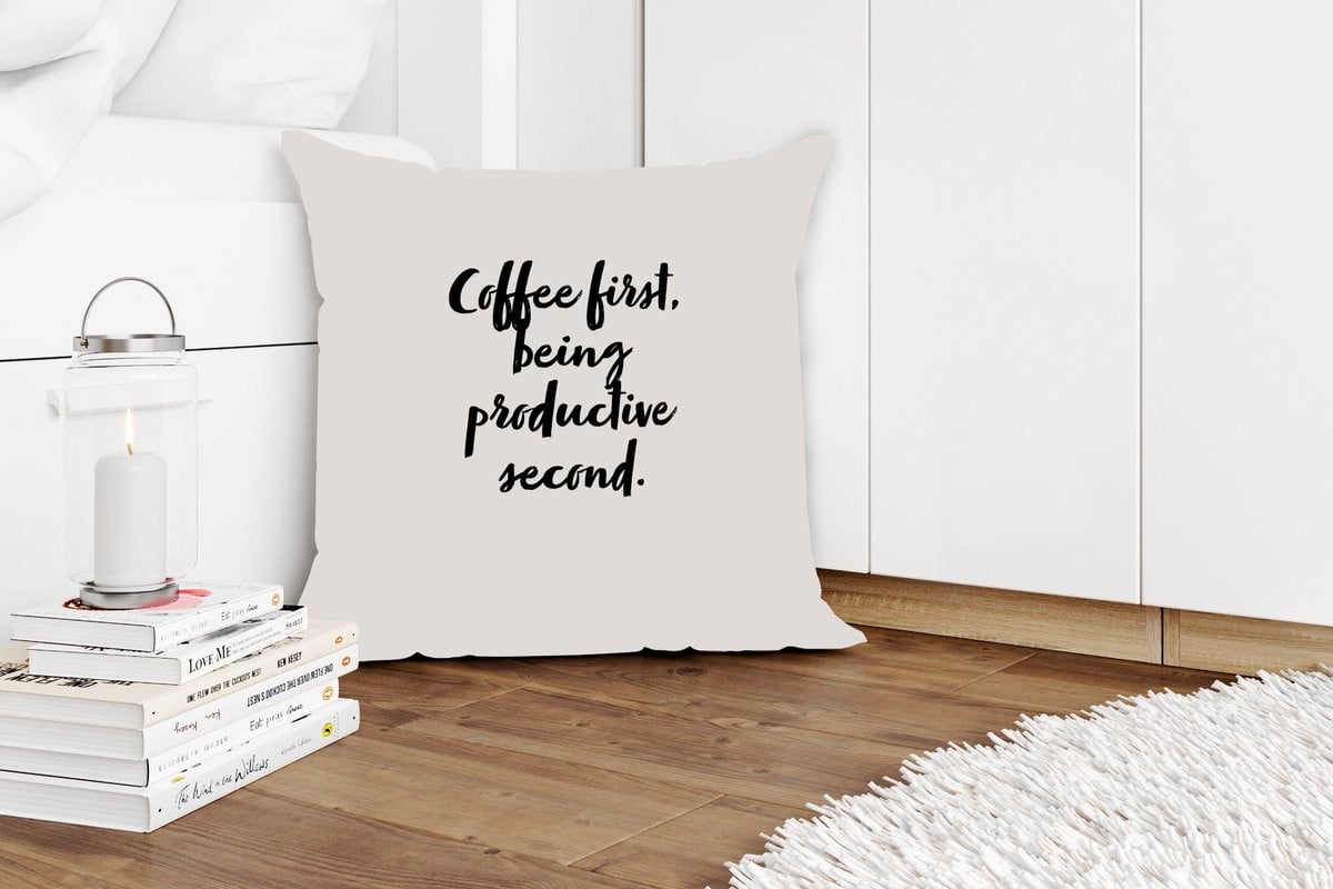 PillowMonkey Sierkussen met Coffee Quote - 50 x 50 cm