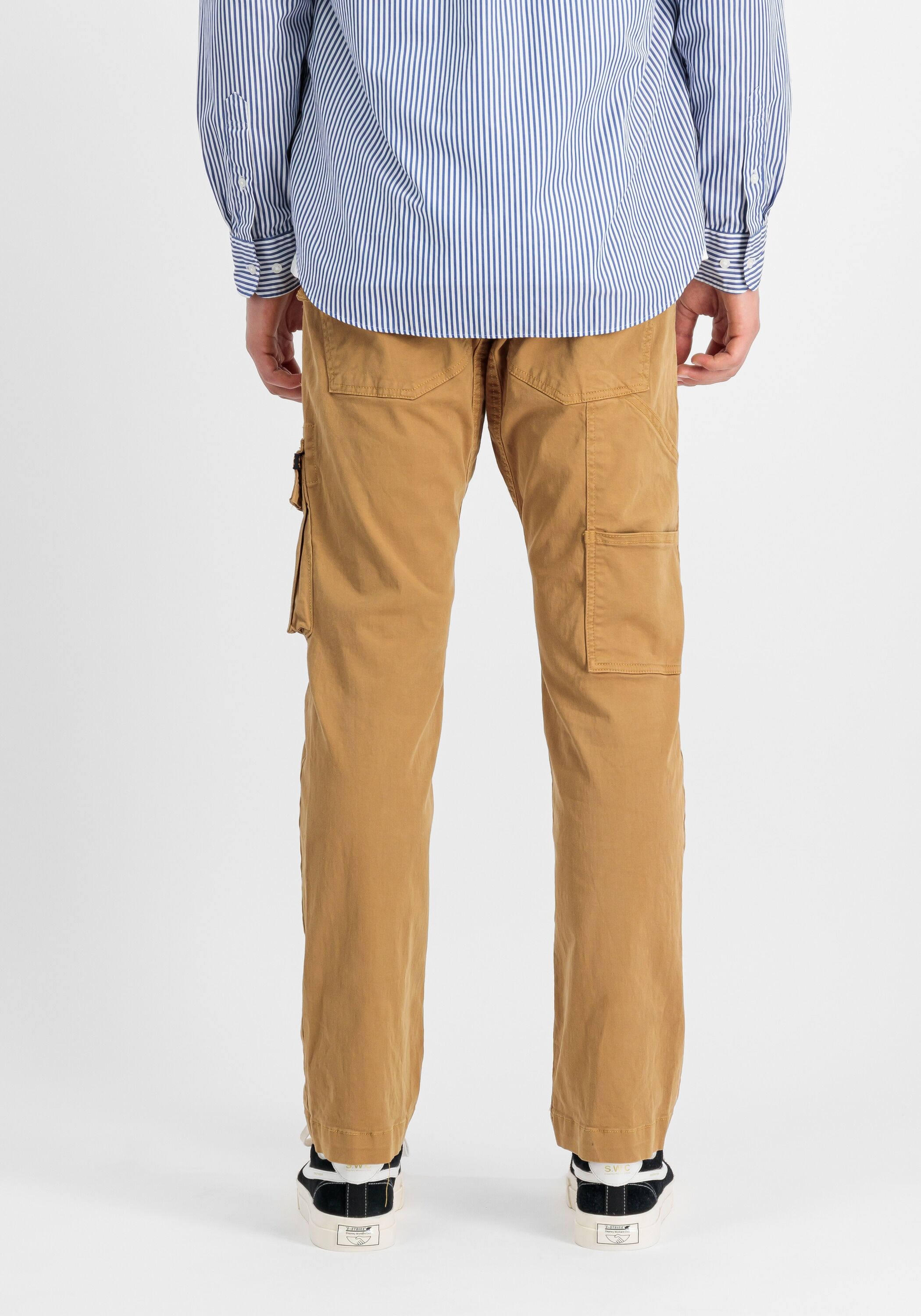 Cargohose ALPHA INDUSTRIES "Lieutenant", Herren, Gr. 29, Normalgrössen, grün (khaki), Obermaterial: 98% Baumwolle, 2% Elastan, Hosen Cargohose khaki 29, Normalgrössen