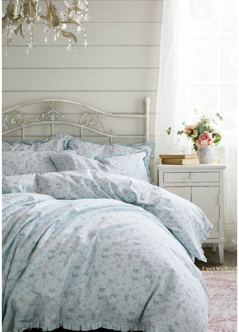 Shabby Chic by Rachel Ashwell Floral Duvet Cover Set Blue Floral Kingsize Duvet Cover Set + 2 Pillowcases