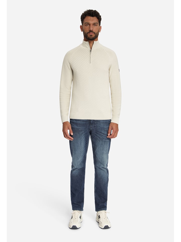 No Excess Pullover in Creme - M