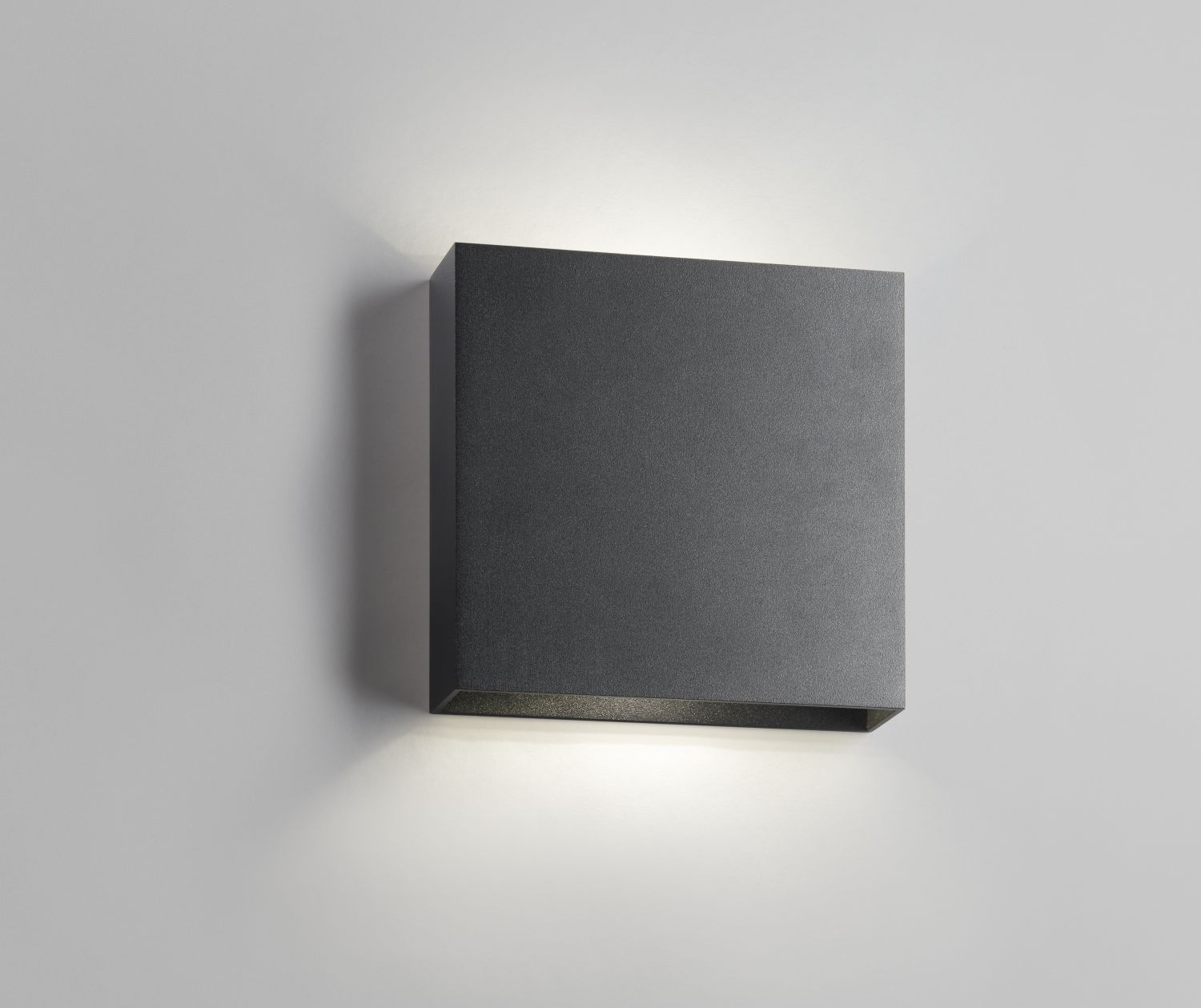 Light-Point LED-Wandleuchte COMPACT 25x25cm (up&down) 3000K schwarz 256338 5711389563387