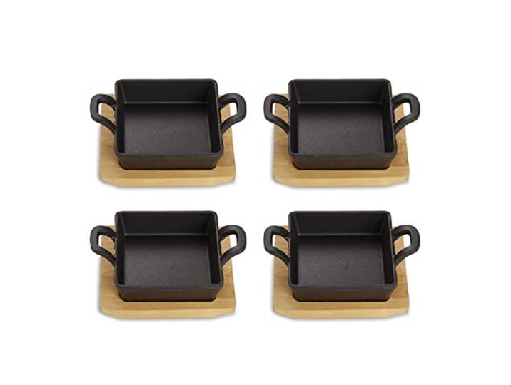 ECHTWERK Servierschale aus Gusseisen, Quadratische Auflaufform mit Servierbrett, Kleine Grillpfanne, Bereits eingebrannt, Für Backöfen, Grill, BBQ und Induktion geeignet, Ideal zum Servieren, 4tlg