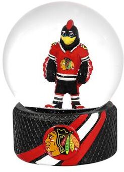 Evergreen Chicago Blackhawks 5 in. Multicolor Glass Tabletop Snow Globe