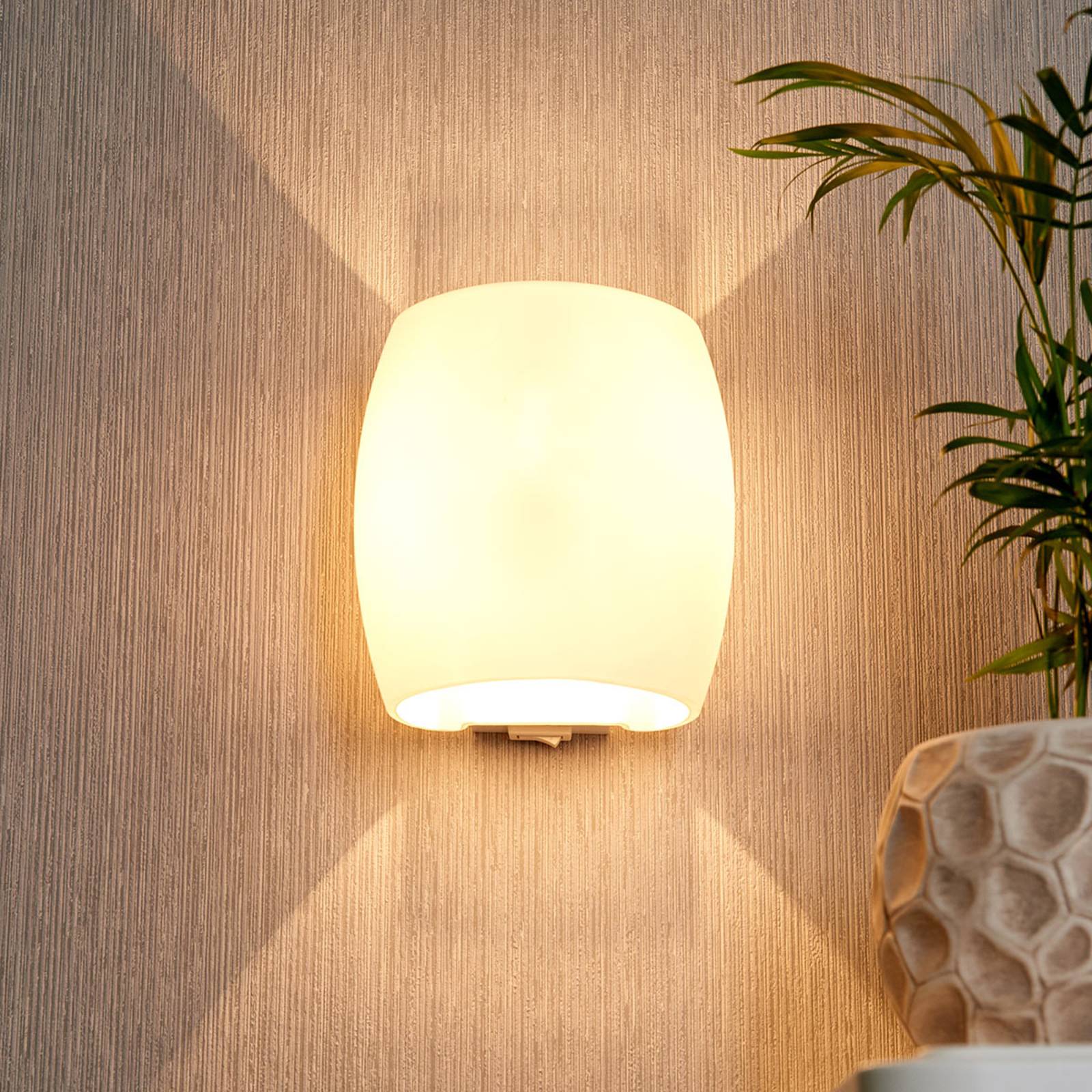 Wandlampe Lusine Lucande, dimmbar, weiß / opal, für Schlafzimmer, Glas, Modern, Wandleuchte, Wandlampe Innen