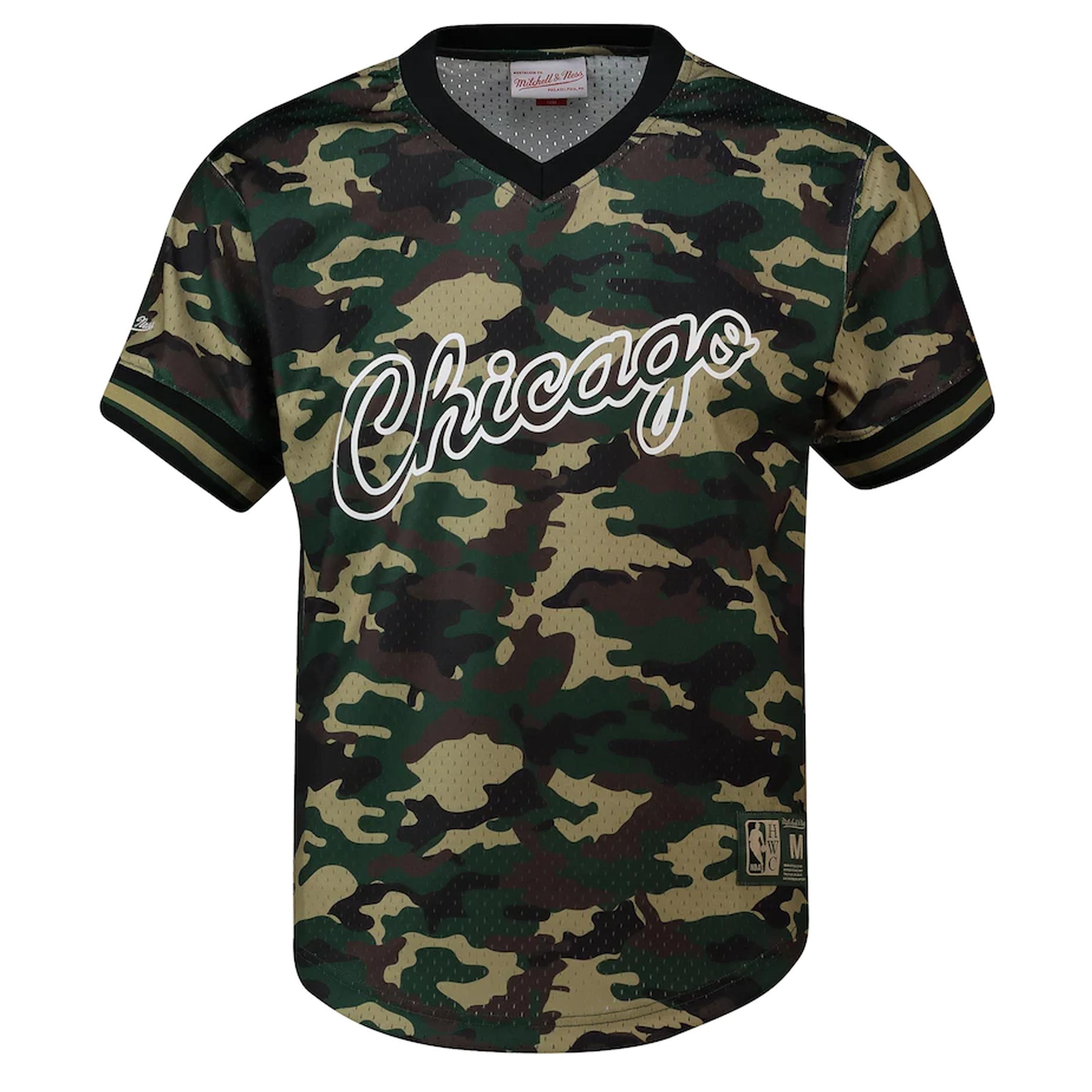 Mitchell & Ness NBA Chicago Bulls Herren Camo Mesh T-Shirt