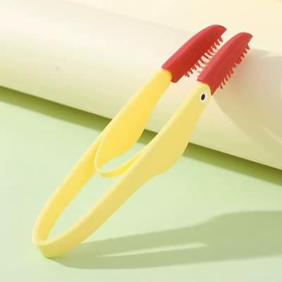 Happy Pet Pantry Bright Eyes Pet Tear Stain Remover Comb & Eye Cleaning Brush For Dogs And Cats yellow