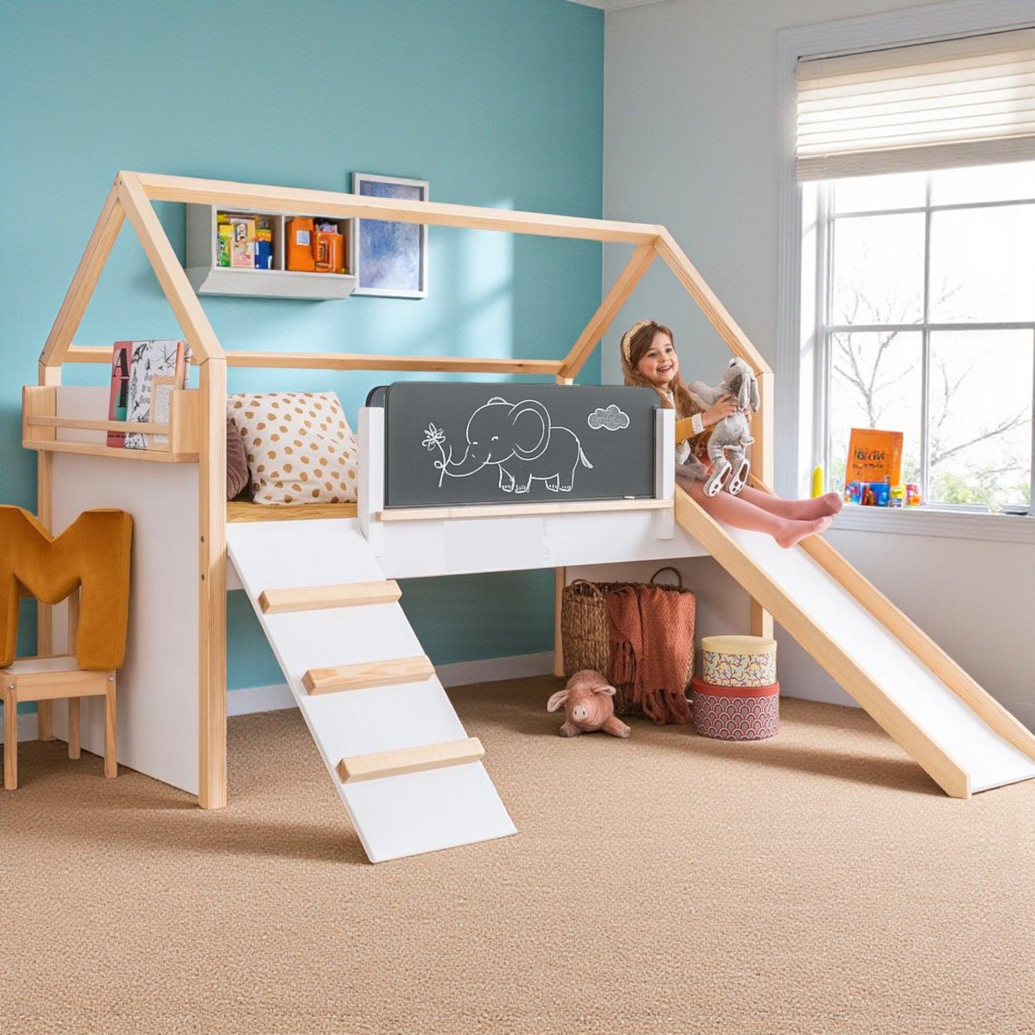 Kinderbett "Häuschen" GINGER HOME, Montessori, zweistöckig, Rutsche, schwarze Tafel, Matratzenrahmen 90 x 200 cm