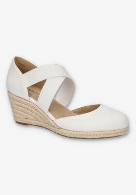 Women's Pari Pump by Easy Street in White Canvas (Size 11 M)