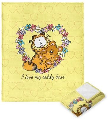 Northwest Nickelodeon Garfield Silk Touch Throw Blanket