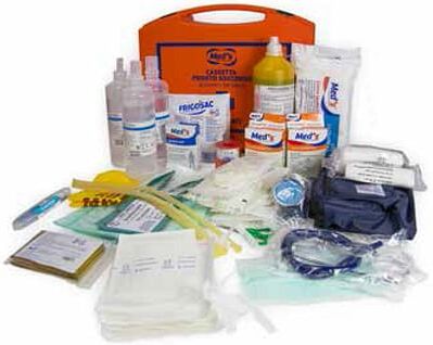 Farmac-Zabban Cassetta Pronto Soccorso All 1 +2 Persone