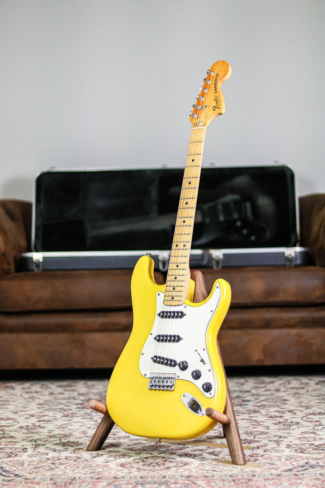 Fender Stratocaster International 1981   Monaco Yellow   Monaco Yellow - Refurbished