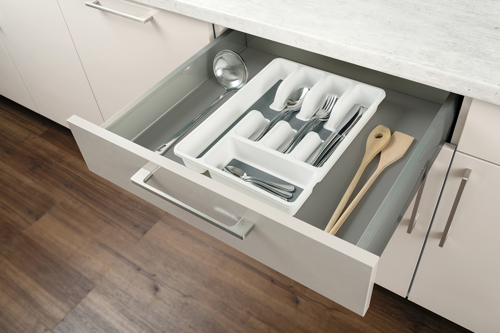 home24 Bestekbak Klogh wit plastic