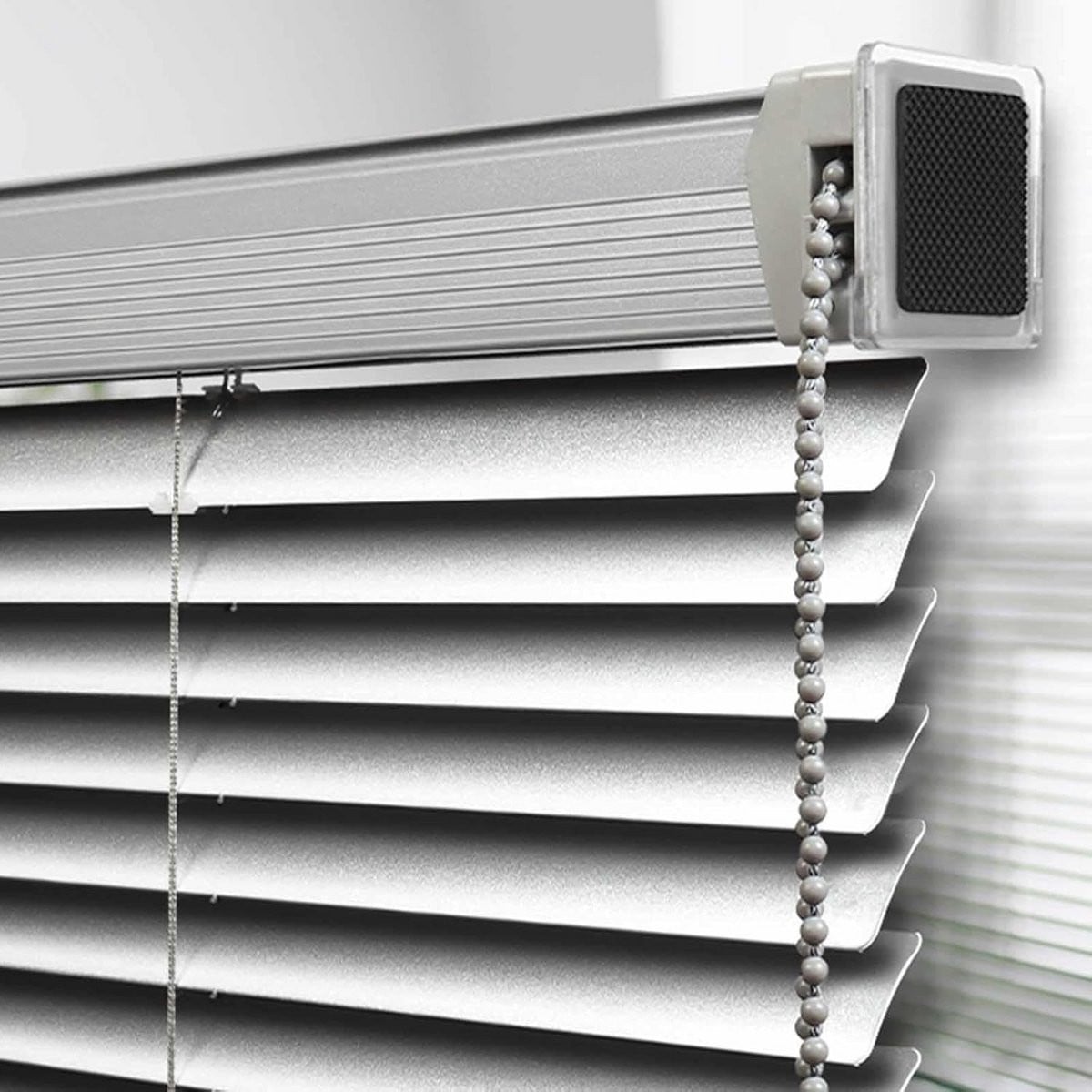 Verduisterende aluminium jaloezieën voor binnen met 25mm lamellen