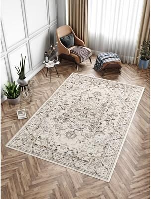 Maxax Traditional Cream/Beige Oriental Area Rug