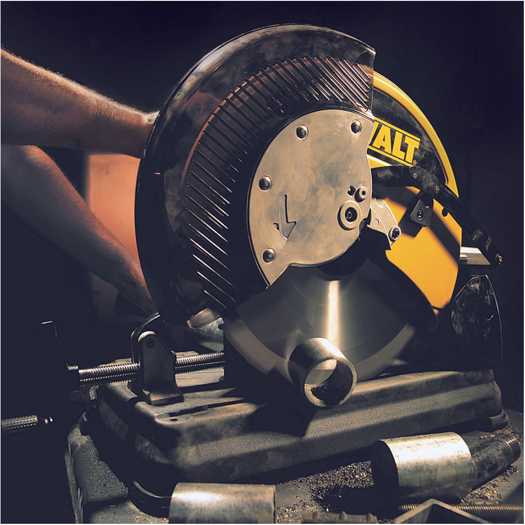 DeWalt DT1927-QZ Kreissägeblatt stationär 355/25,4 mm 90TFZ für Quer- und Längsschnitte in Holz oder Holzwerkstoffen)