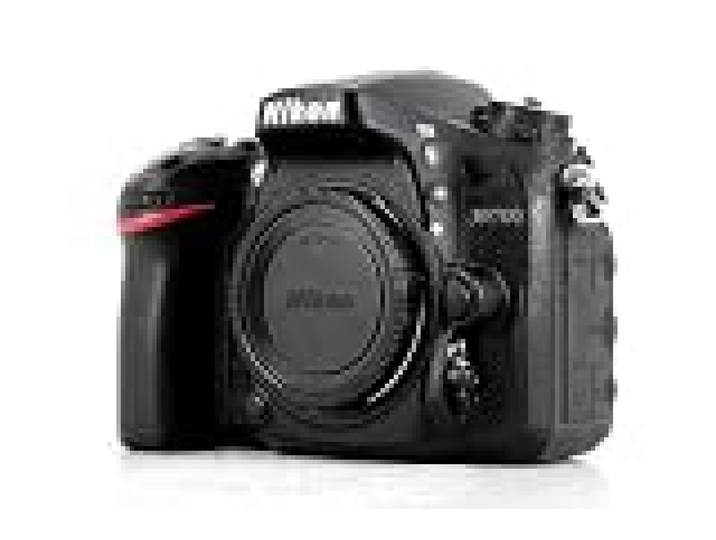 Nikon D7200 Appareil photo numérique Réflex 24,72 Mpix Kit Boîtier + Objectif 18-105 mm ED VR Noir