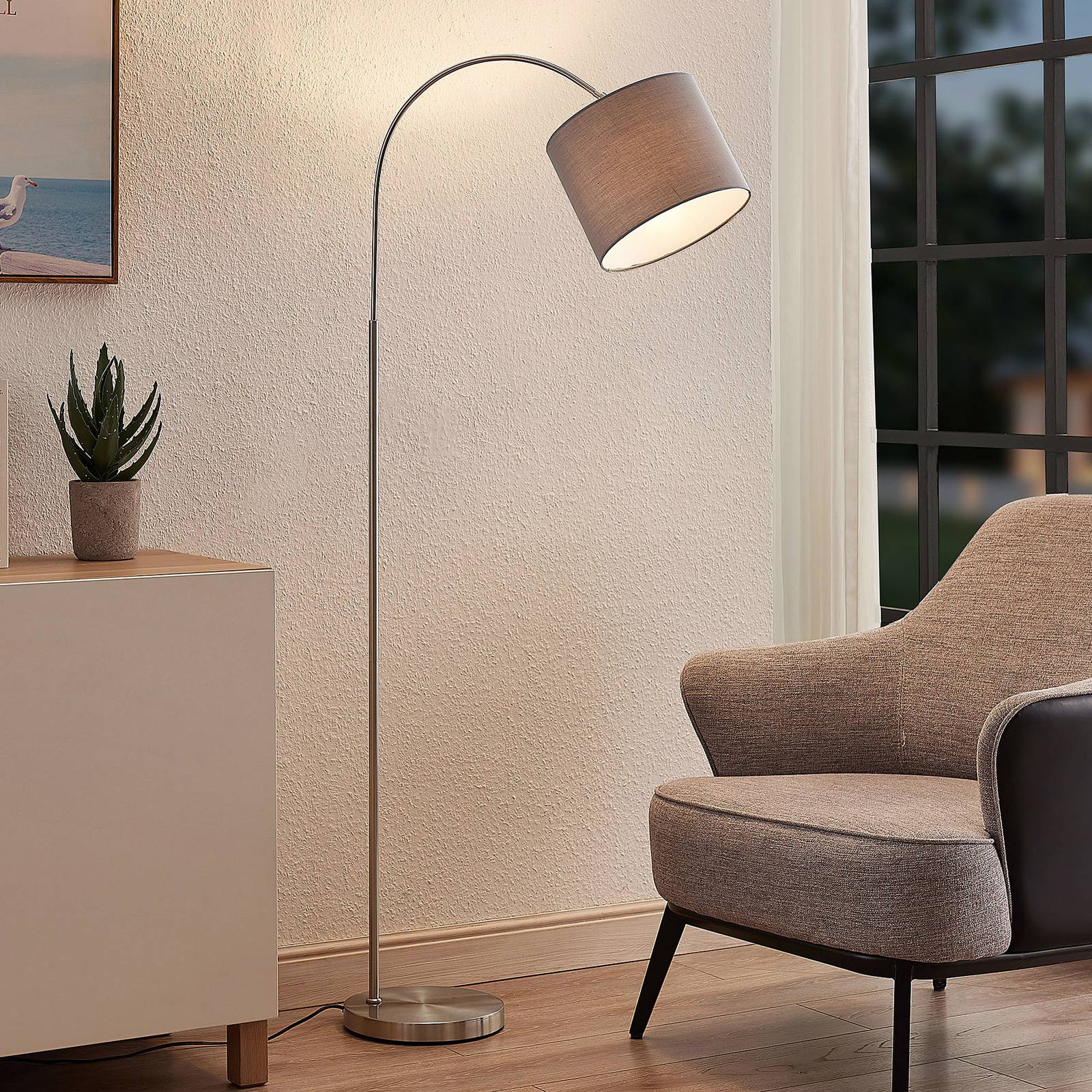Bogenlampe Keriba Lindby, alu / grau / zink, für Wohn- / Esszimmer, Metall, Modern, Stehlampe