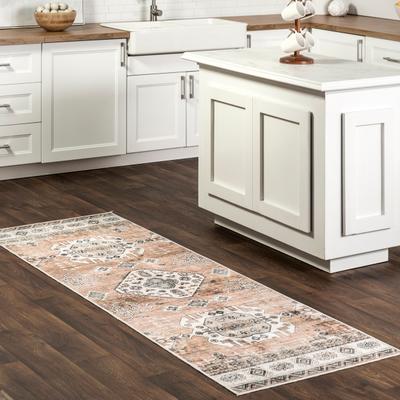 Nuloom Evelina Traditional SplashGuard Machine Washable Area Rug