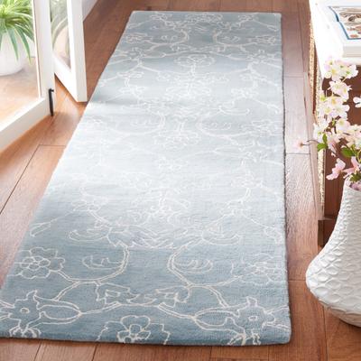 SAFAVIEH Handmade Fifth Avenue Yuki Floral New Zealand Wool Rug