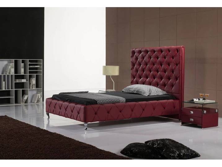JVmoebel Polsterbett Chesterfield Designbett aus Leder mit silbernen Edelstahlfüßen, Made in Europa